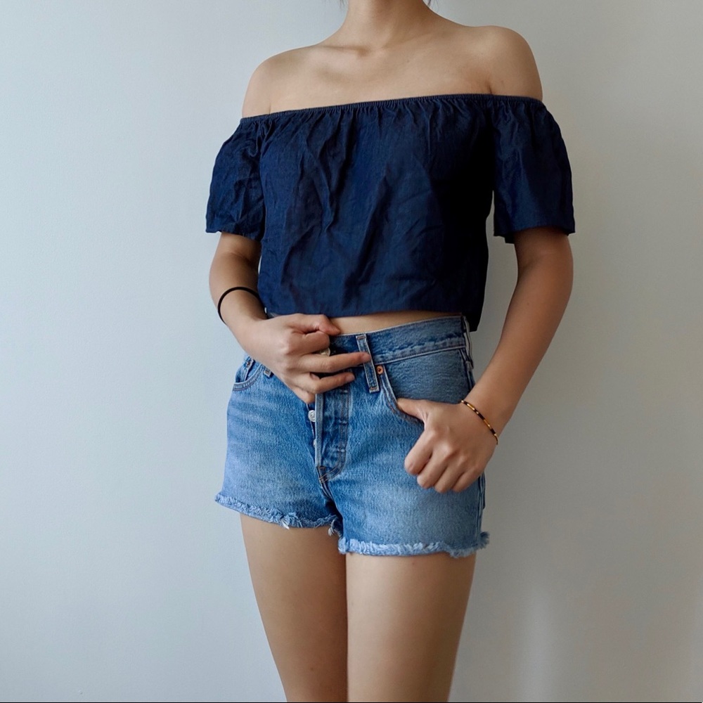 Off-shoulder crop top